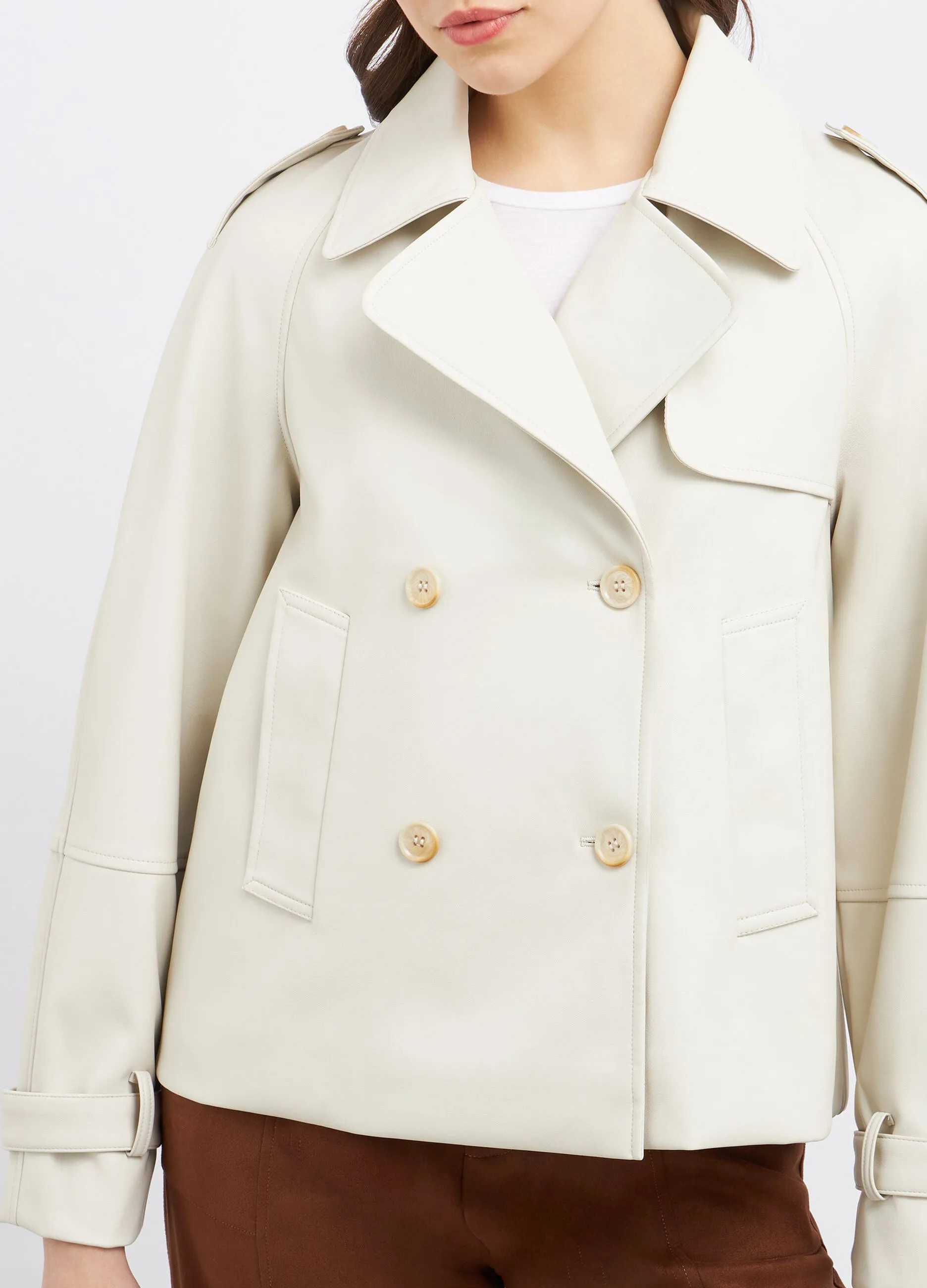 Giacca in eco pelle con revers donna